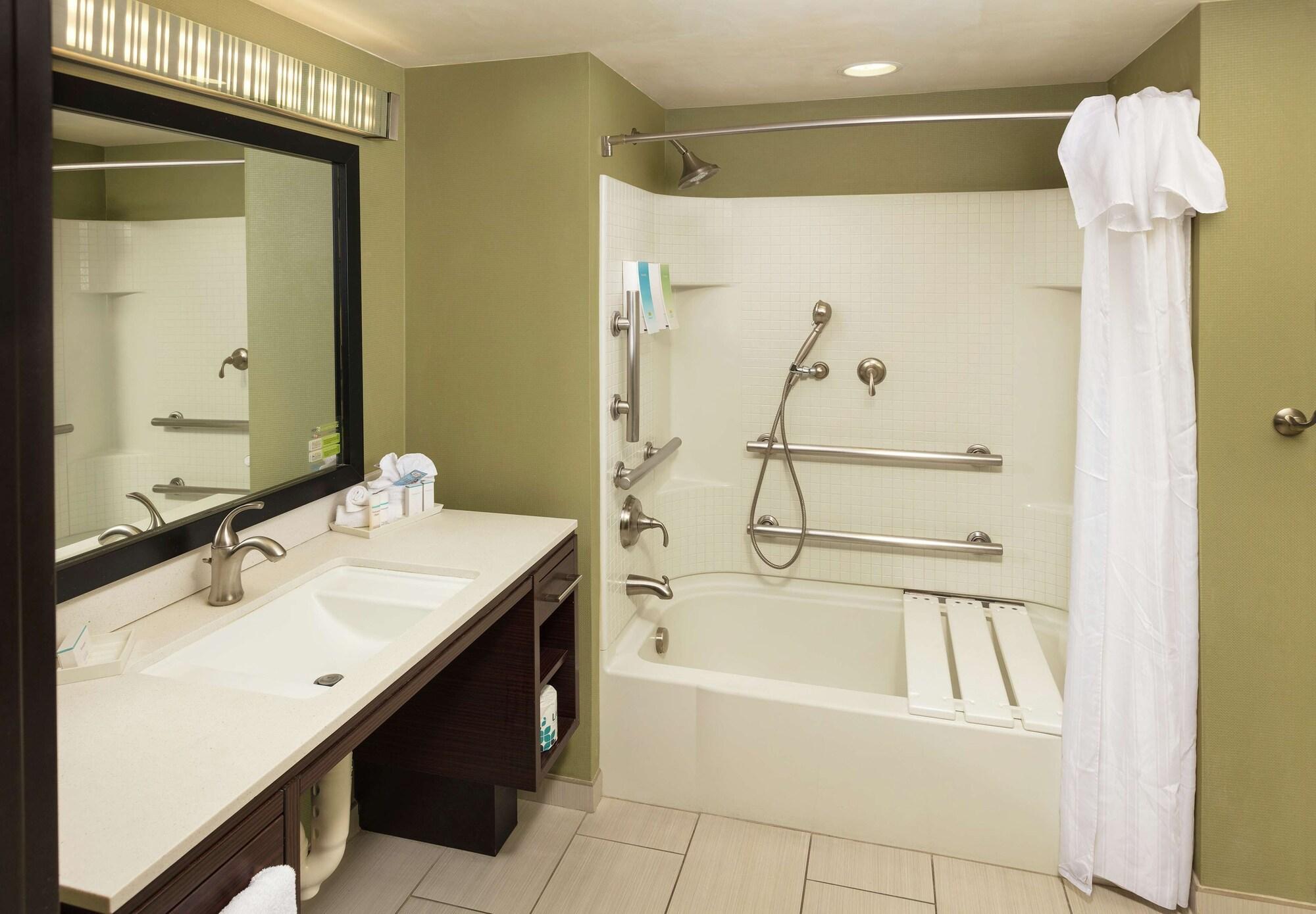 Home2 By Hilton Salt City/layton Hotel Layton