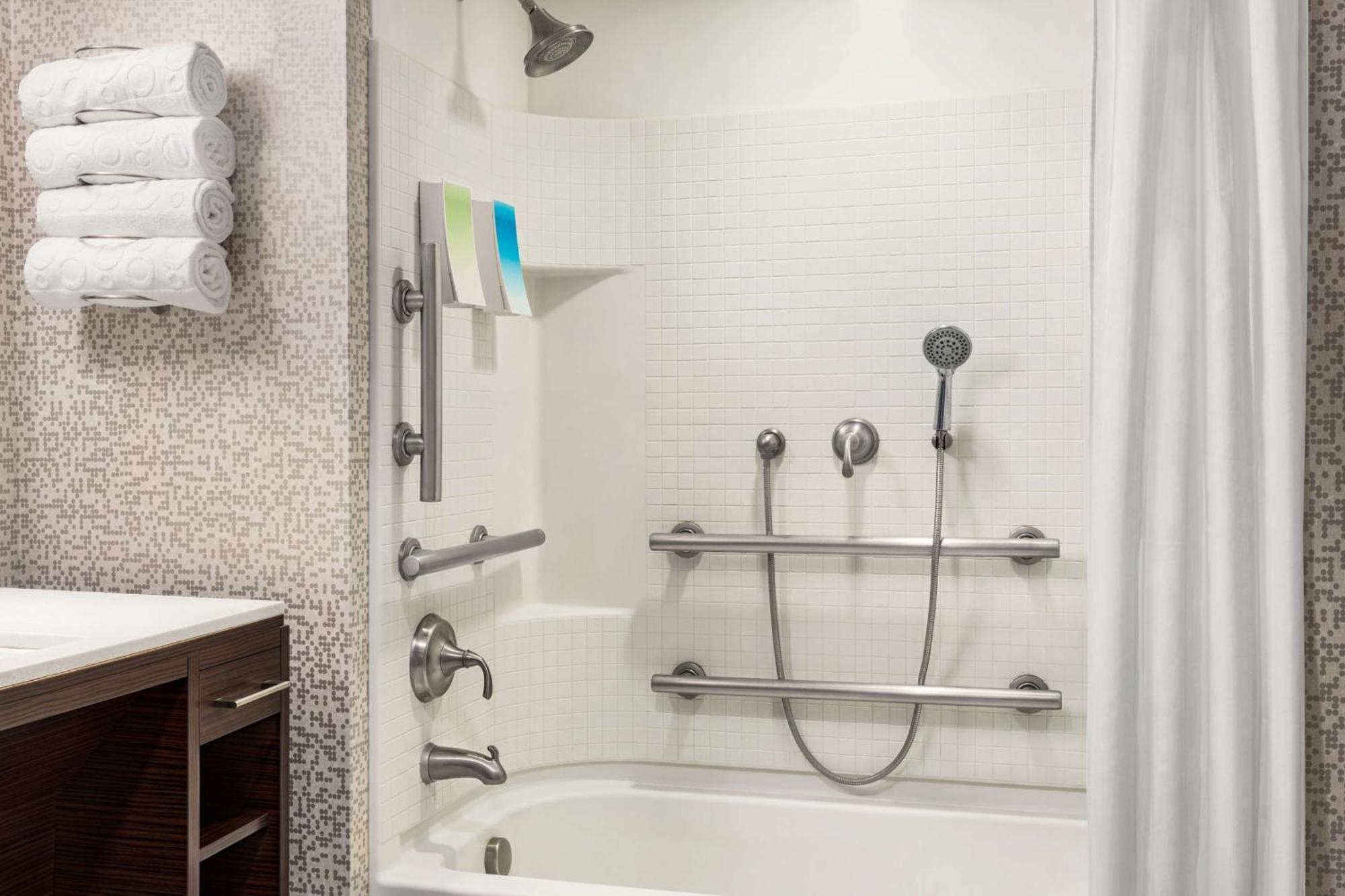 Home2 By Hilton Salt City/layton Hotel 3*